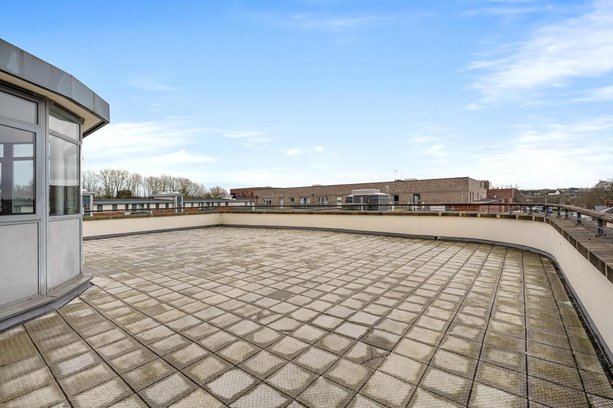 Long Letting - Luxurious 3 Bedroom Penthouse In City Centre - Parking Included! Chelmsford Eksteriør billede